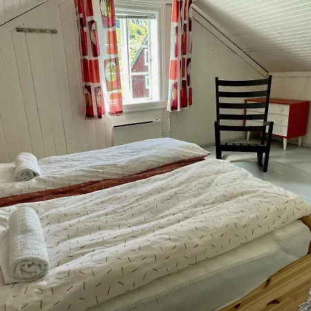 Semesterbostad Grandmothers Cosy Fredvang